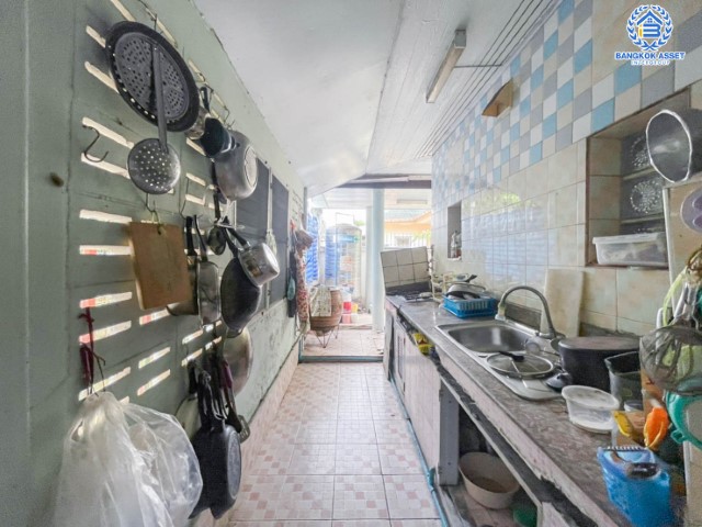 *****บ้านเดี่ยวมือสอง ม.พฤกษชาติ แสนสุข รามคำแหง เนื้อที่ 72 ตร.ว ฟังก์ชัน 3 ห้องนอน 3 ห้องน้ำ 2 ที่จอด เน้นความเป็นส่วนตัว บนพื้นที่ใช้สอย 190 ตร.ม. การเดินทางสะดวกสบายเข้าออกได้หลายเส้นทาง ใกล้รถไฟฟ้าสายสีส้ม "สถานีสัมมากร"